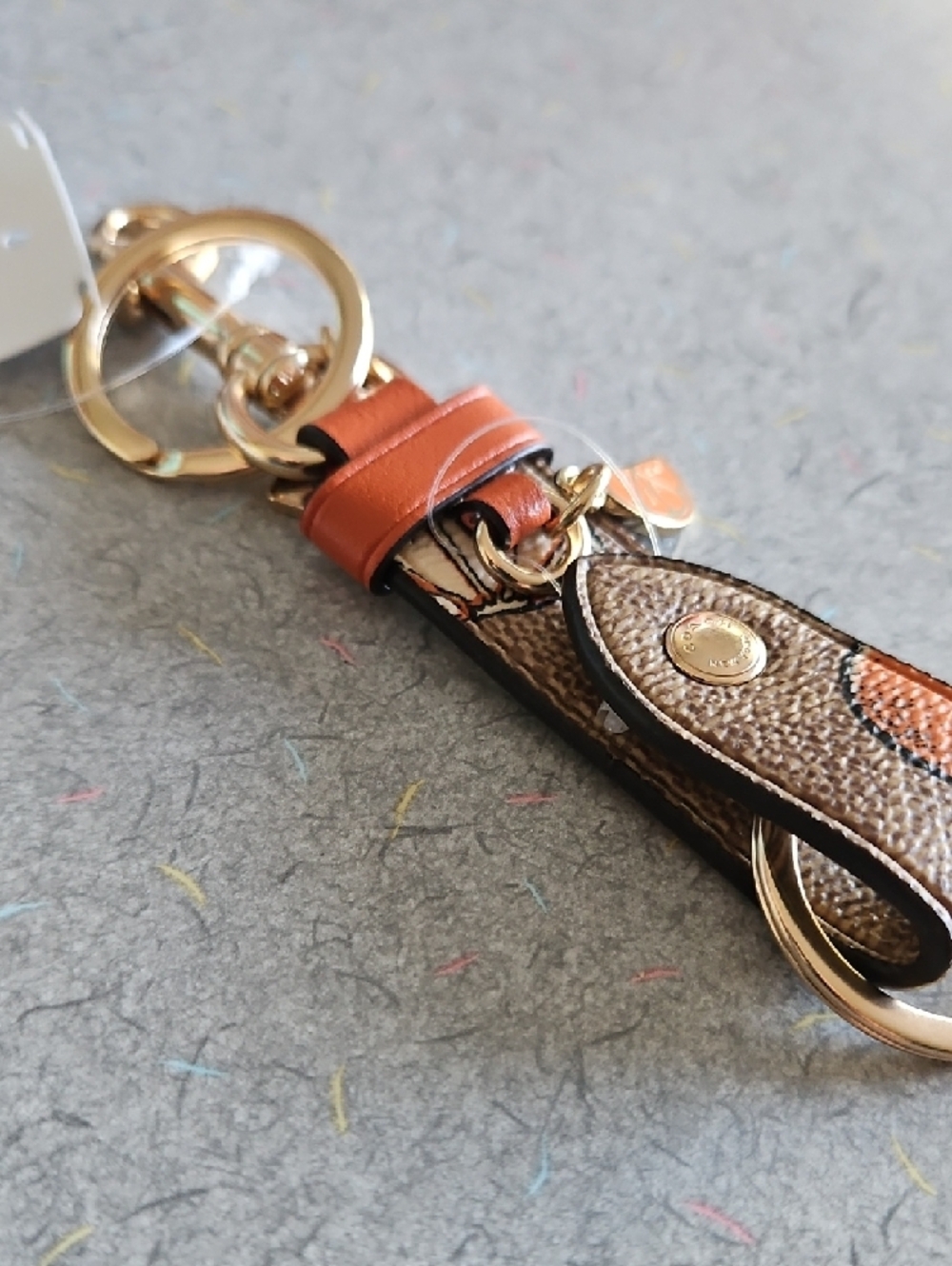 Coach Oranges Keyring - Picture 8 of 10